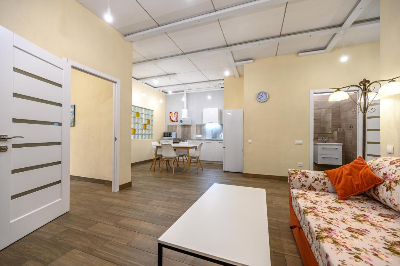 Gagarin Plaza 63 Διαμέρισμα Οδησσός Εξωτερικό φωτογραφία